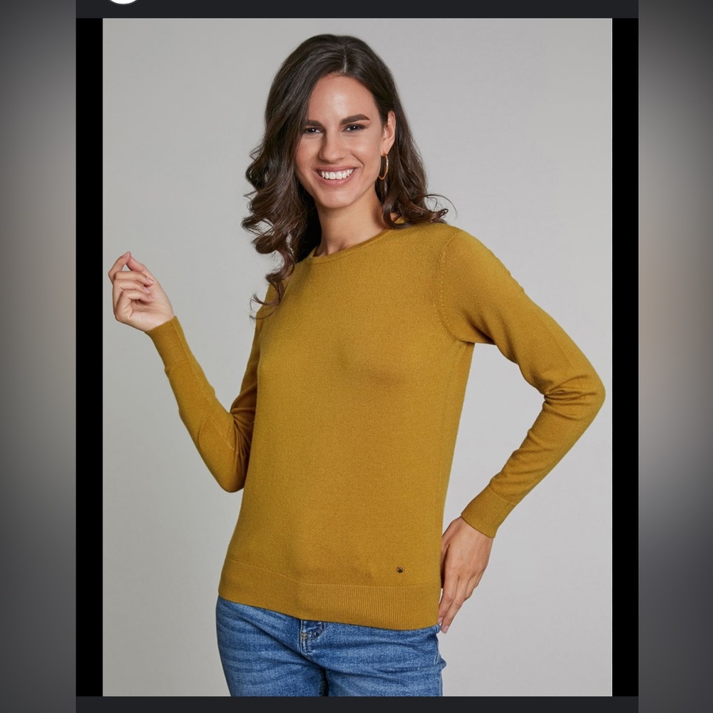 Piazza Italia Mustard Yellow Sweater size M